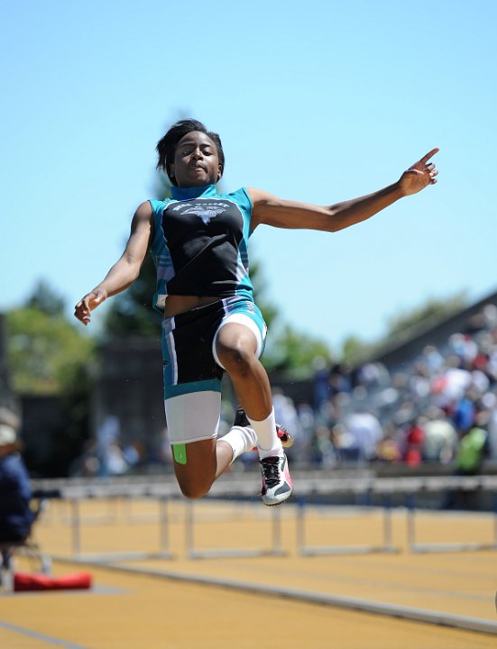 2010 NCS-MOC-303.JPG - 2010 North Coast Section Finals, held at Edwards Stadium  on May 29, Berkeley, CA